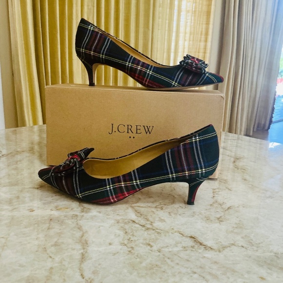 J. CREW HOLIDAY TARTAN PUMPS - Picture 5 of 5